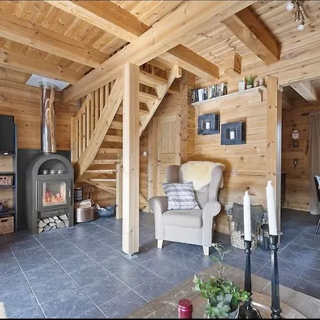 Tradisjonell Laftet Holiday home