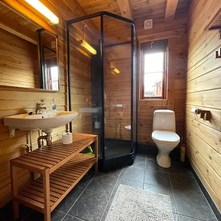 Tradisjonell Laftet Nyaraló